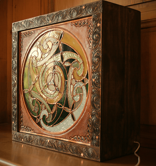 Luminaire d'ambiance celtique "Green spirals"