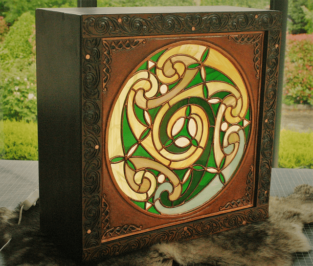Luminaire d'ambiance celtique "Green spirals"