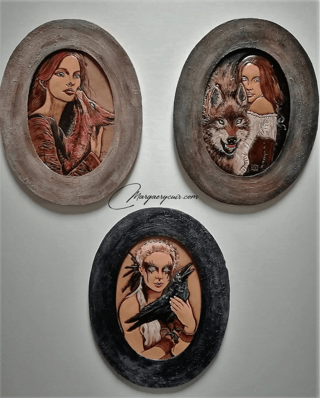 Tableau Animal totem, ovale en cuir, 3 motifs uniques