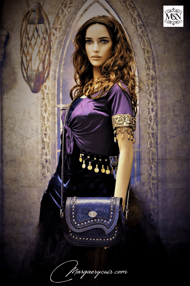 Sac en cuir bleu  style Fantasy