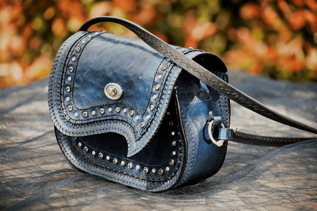 Sac en cuir bleu  style Fantasy