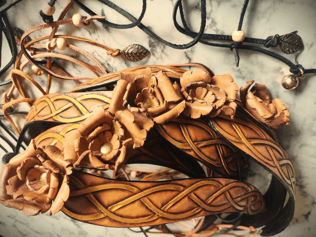 Ceinture en cuir d'art, à nouer, pour femme