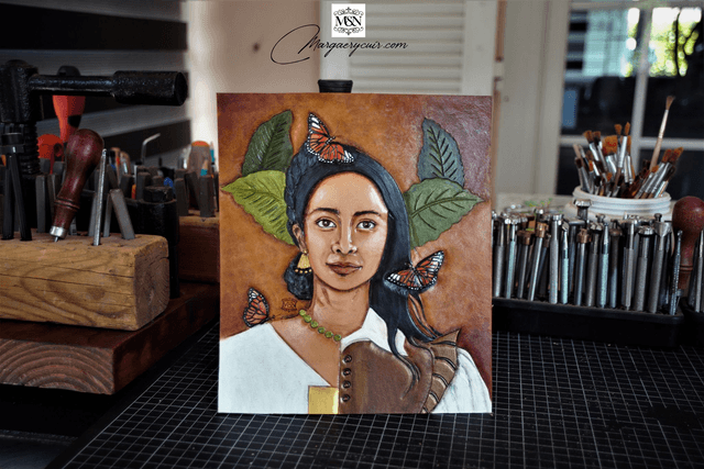 La Malinche, portrait en cuir repoussé